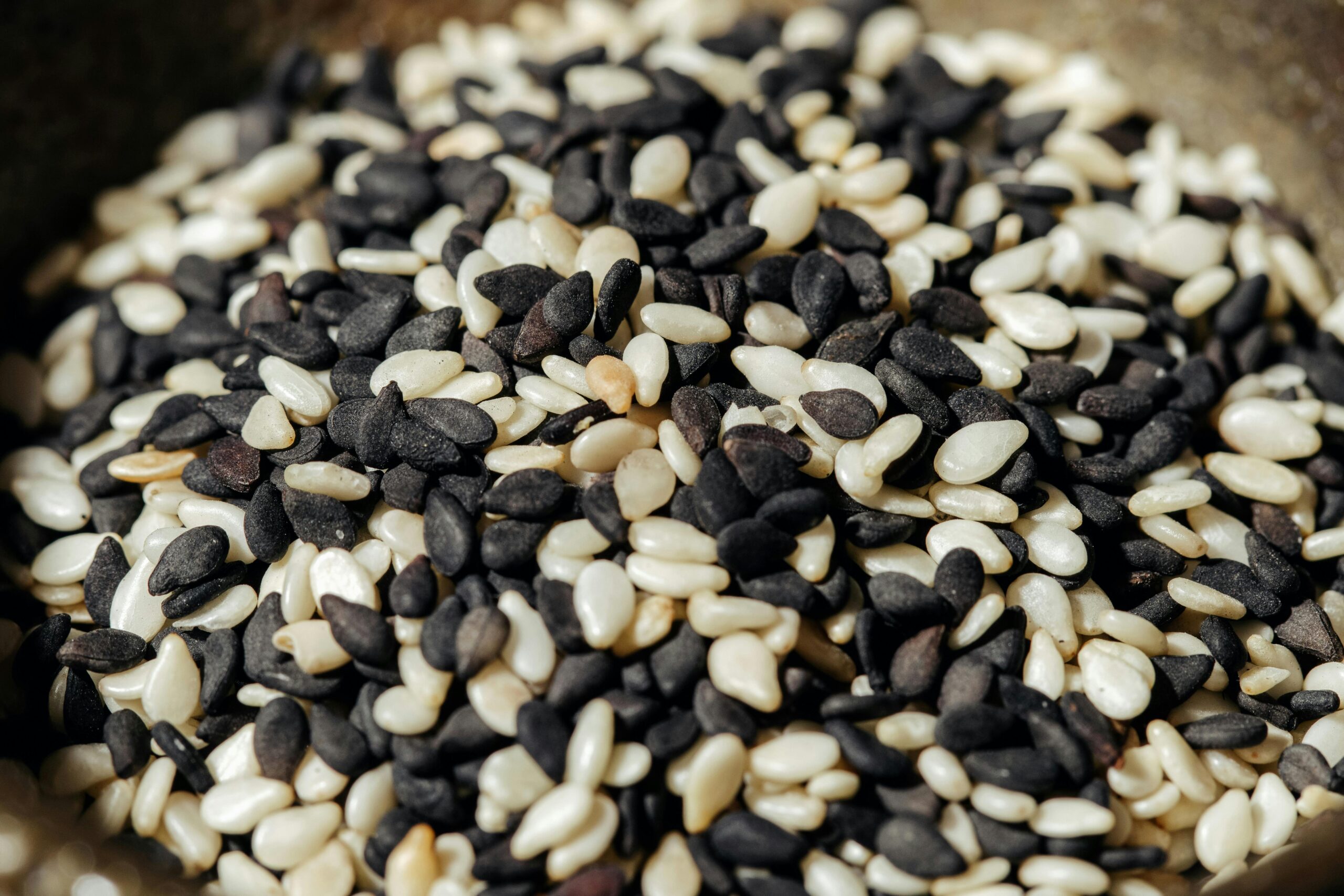 Sesame seed black/white